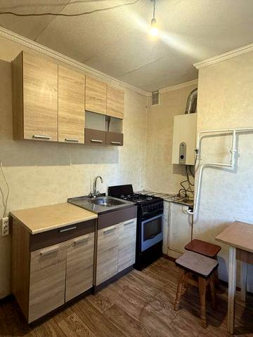 Оренда квартири без меблів. Городок