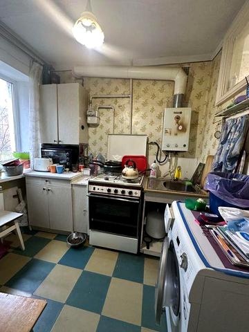 Продам 2к квартиру на вул, Незалежності  ( Титова)