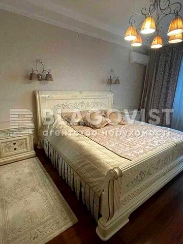 Продається 3 кімнатна квартира м.Київ вул.Львівська 22а