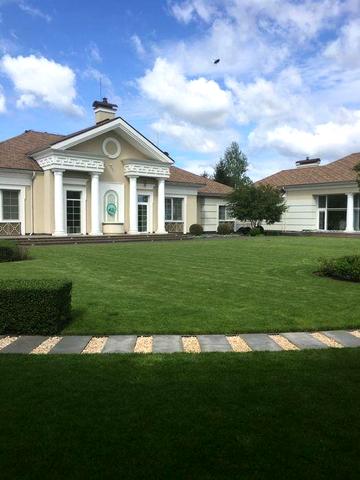 Розкішна резиденція с. Вороньків: басейн, SPA, парк та приватність