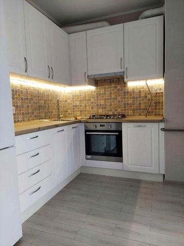 Оренда  простора 1к середній поверх ГАЗ автономне опалення Метро Лісова ЖК Лісова казка вул.Радистів, 34 Биківня Броварський проспект