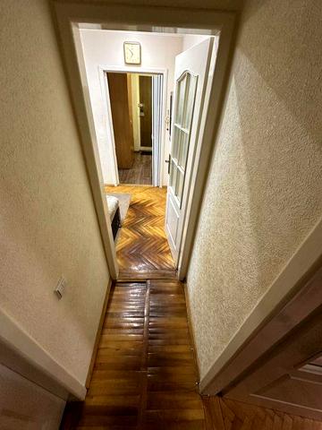 Вільна до поселення 15.04 .2 кім центр міста Пушкіна  8000