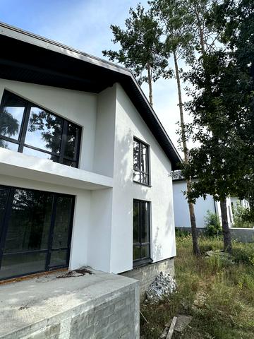 Заповідна, 63