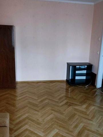 Здам однокімнатну Бальзака 63