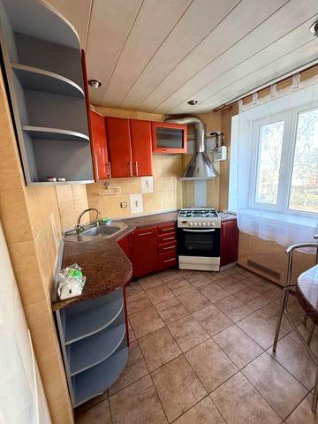 Здам родині 2к квартиру центр, Троїцька, є все