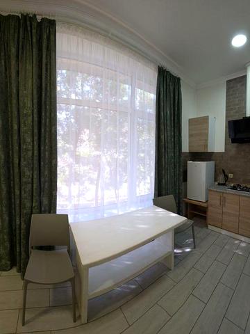 Вишневе Крюківщина вул Освіти квартира-студія