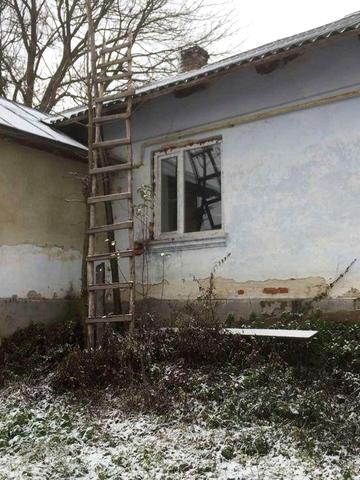 Будинок в селі Пеняки