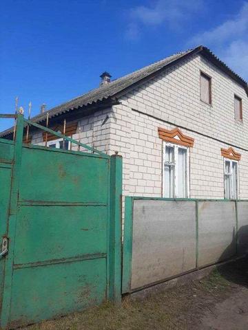 Продам дом с.Котляри