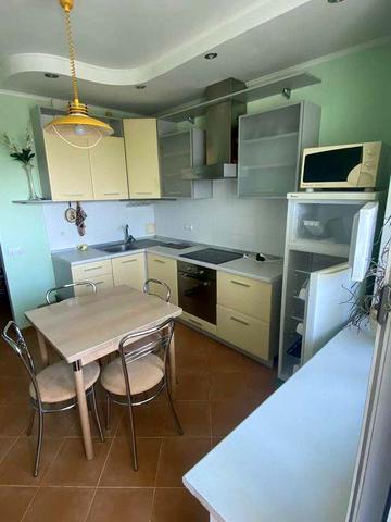 Оренда 1-на квартира в м. Київ по вул. Верховинна 37