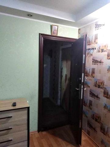 Продам гостинку на Х.Горе р-н РОСТА, Болбочана 6, 8/9