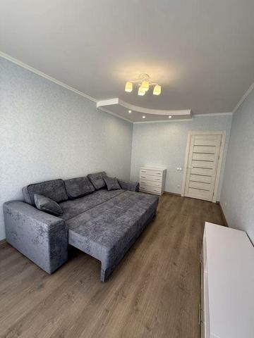 Здається  1-кімната квартира, вул. Шалімова 63. Газ. Укриття.