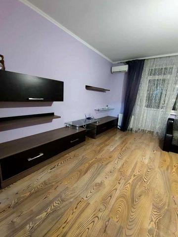 Оренда 1 кімнаї квартири Рівьера .