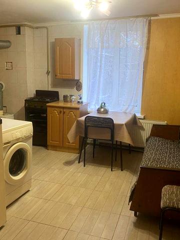 ЗДАМ БУДИНОКдля бригади чол.. 4-6 спальних місцць. м. Ніжин