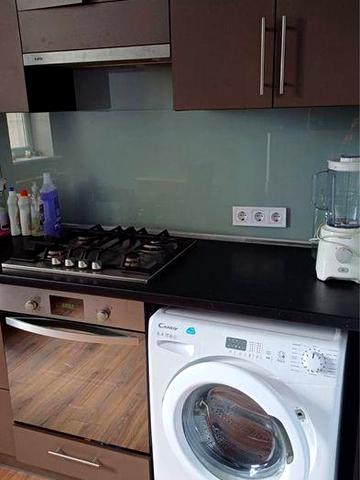 Сдам Двух Комнатную Квартиру в Новострое метро Малышева или Турбоатом