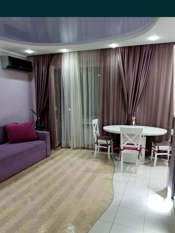 Соборності просп. (Воззєднання), 8/2