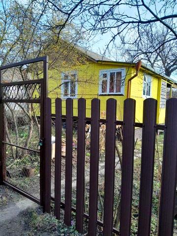 Дерев"яна дача. Ялинка. Без торгу. 6,4 соток. Заiзд для авто