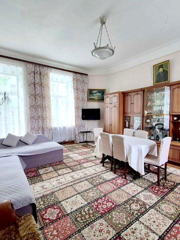 ‼️Трикімнатна квартира 90 кв.м у маєтку Ханенків закритий двір‼️