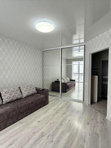 Оренда затишної 1-кім. квартири з гардеробною в  ЖК Атлант.