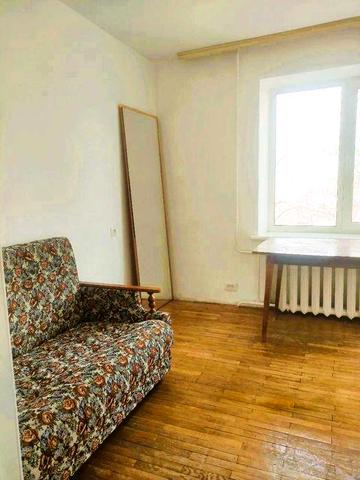 Броври. Здам квартиру 2к 55кв.м В. Великого  4. р-н Торгмаш