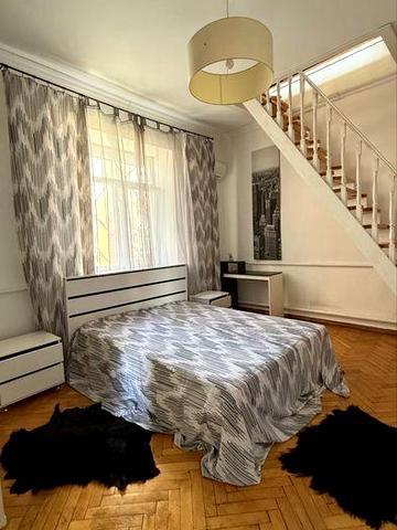 Сдам двухьуровневую квартиру