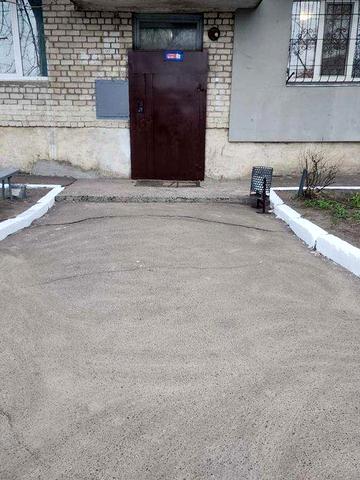 продам 1кімнатну квартиру Євгена Харченка 27