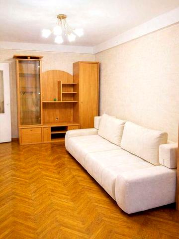 видова  квартира на Русанівці вул. Ентузіастів 35 метро Лівобережна