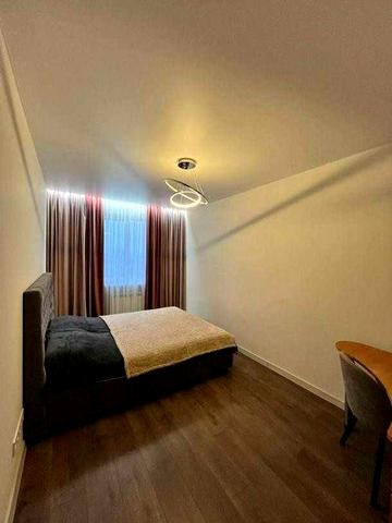 Продам двокімнатну квартиру , вул. Москалівська 36 , кап ремонт