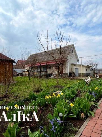 Продам хороший будинок з ремонтом! Заходь і живи