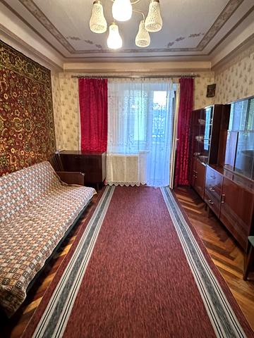 Сергія Набоки вул., 6