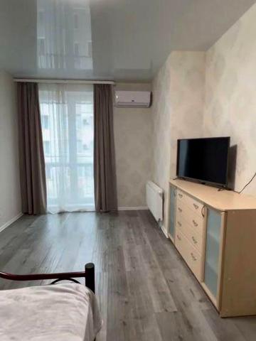 Сдам Квартиру в Новострое 5 мин до метро Защ Украины