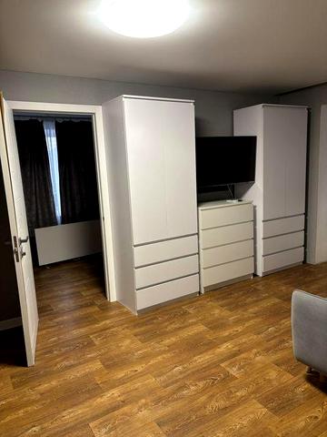 Сдам 2 кв. Французский бульвар  метро Защитн. Украины.