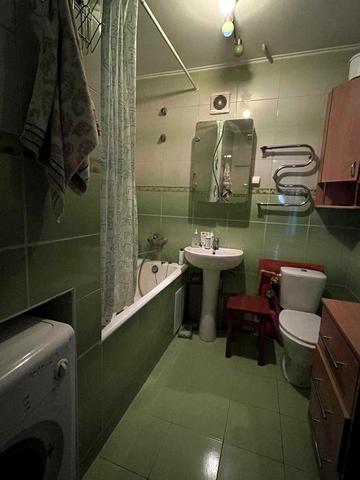 Здається  квартира Терміново