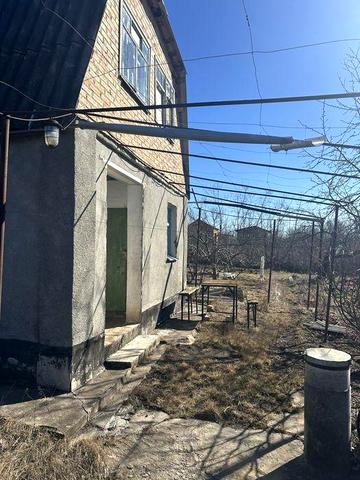 дача гідросила під житло з водою