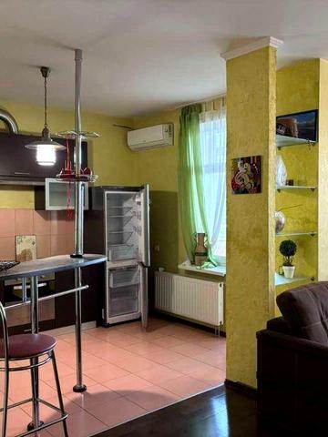 Здам 1к Соломянська 15а  54м2 , 18000 +комунальні