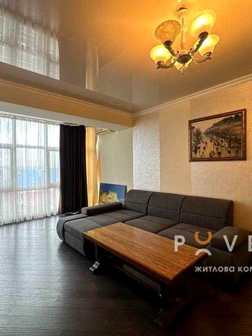 Оренда 3 кімнатної квартири в центрі міста