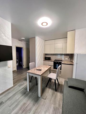 Льонокомбінатівська вул., 4