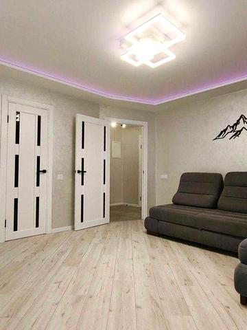 Оренда в центрі, 1-кімнатна квартира з усім необхідним, гарний ремонт.