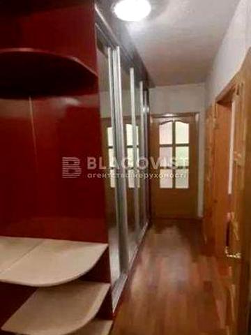 Оболонь, Прирічна, 33, площа 88м2