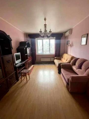 Миколи Закревського вул., 89