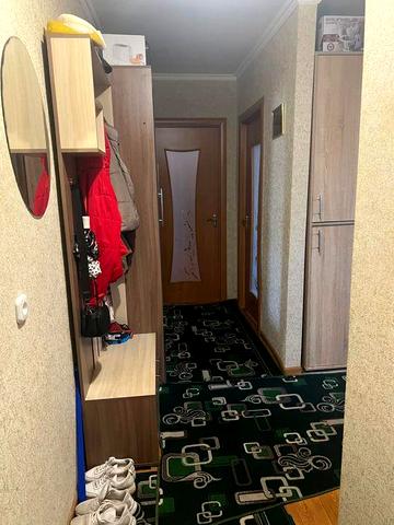 Продається 3 кімнатна квартира  . Місто  Ізяслав БОС 9