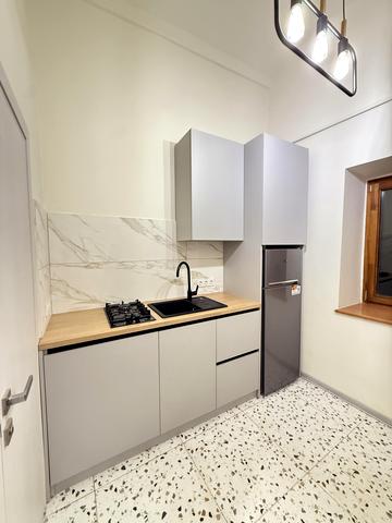 Ринок пл., 44