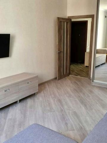 Юрія Кондратюка вул., 3