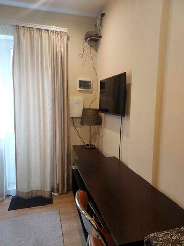 Здається  квартира-студія на Андрієвського. Недалеко від центру