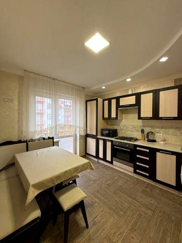 Оренда двохкімнатної квартири вільна з 23 травня.