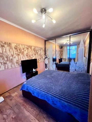 Сдам 2к квартиру на Мономаха 8. Самый Центр города