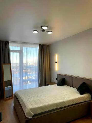 Юліана Пелеша вул., 3