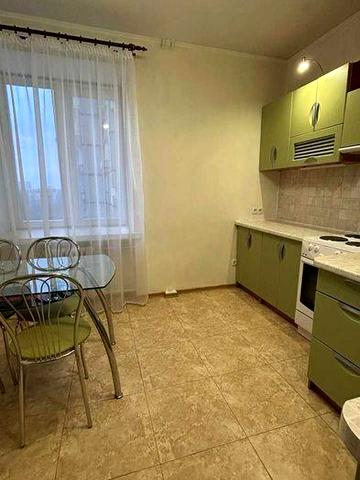 Оренда 2-к квартири,Волинська 10,Соломенський