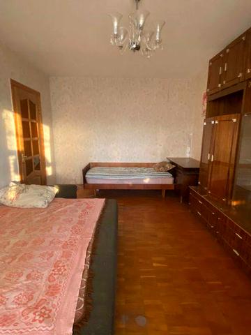 продам 3к квартиру. Троєщина, ТРЦ "Район", вул. Бальзака Оноре, 68