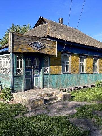 Продам будинок село Лосинівка 20 км від Ніжина 3400 Торг(380671842279)