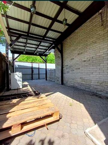 Квартира двухэтажная 85кв свой двор парковка во дворе мангальная зона